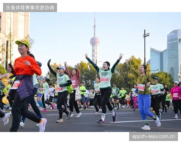 上海马拉松安保指挥链条中，赞助商视觉覆盖率与安保布控密度实现精准对齐